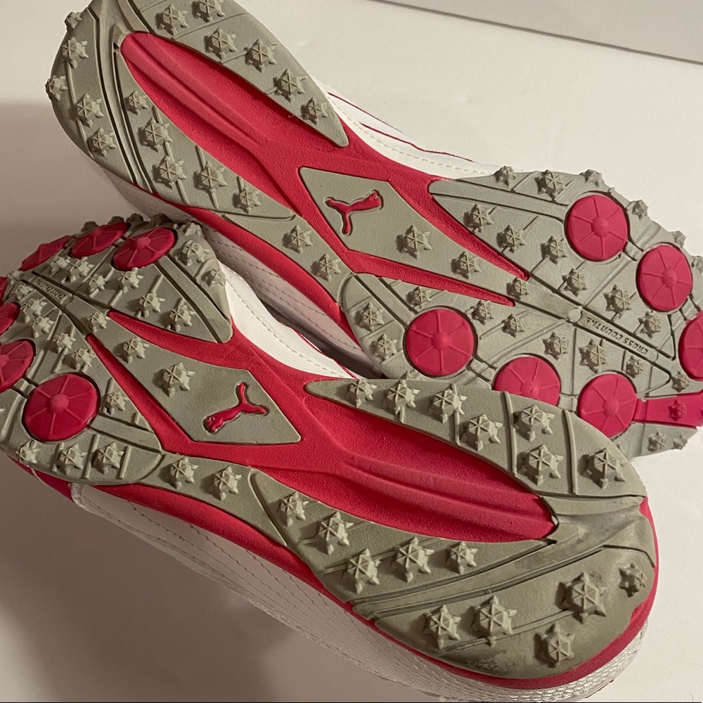 Puma White & Pink Sneakers 7.5 - Gem